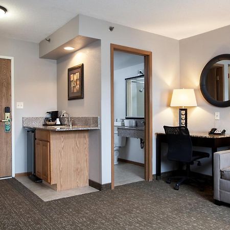 Heartland Inn Coralville Ngoại thất bức ảnh