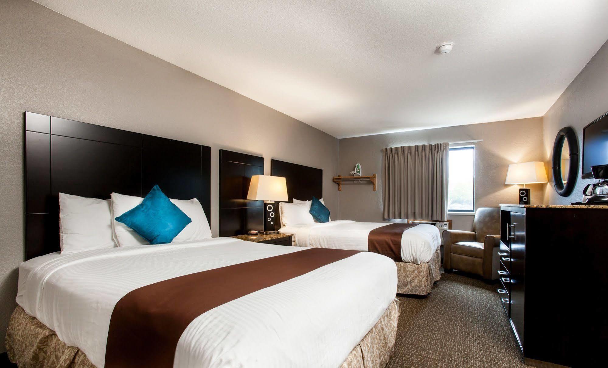 Heartland Inn Coralville Ngoại thất bức ảnh