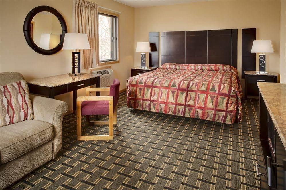 Heartland Inn Coralville Ngoại thất bức ảnh
